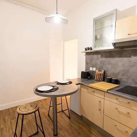 Lejlighed Avenue Republique La Aux Pieds Des Volcans Au Calme Clermont-Ferrand